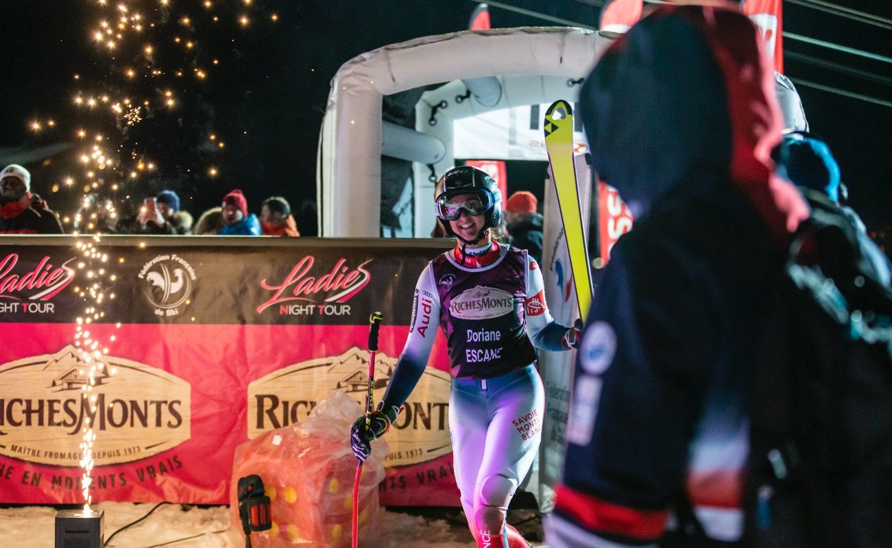 Doriane Escané met le feu à Val d'Isère !